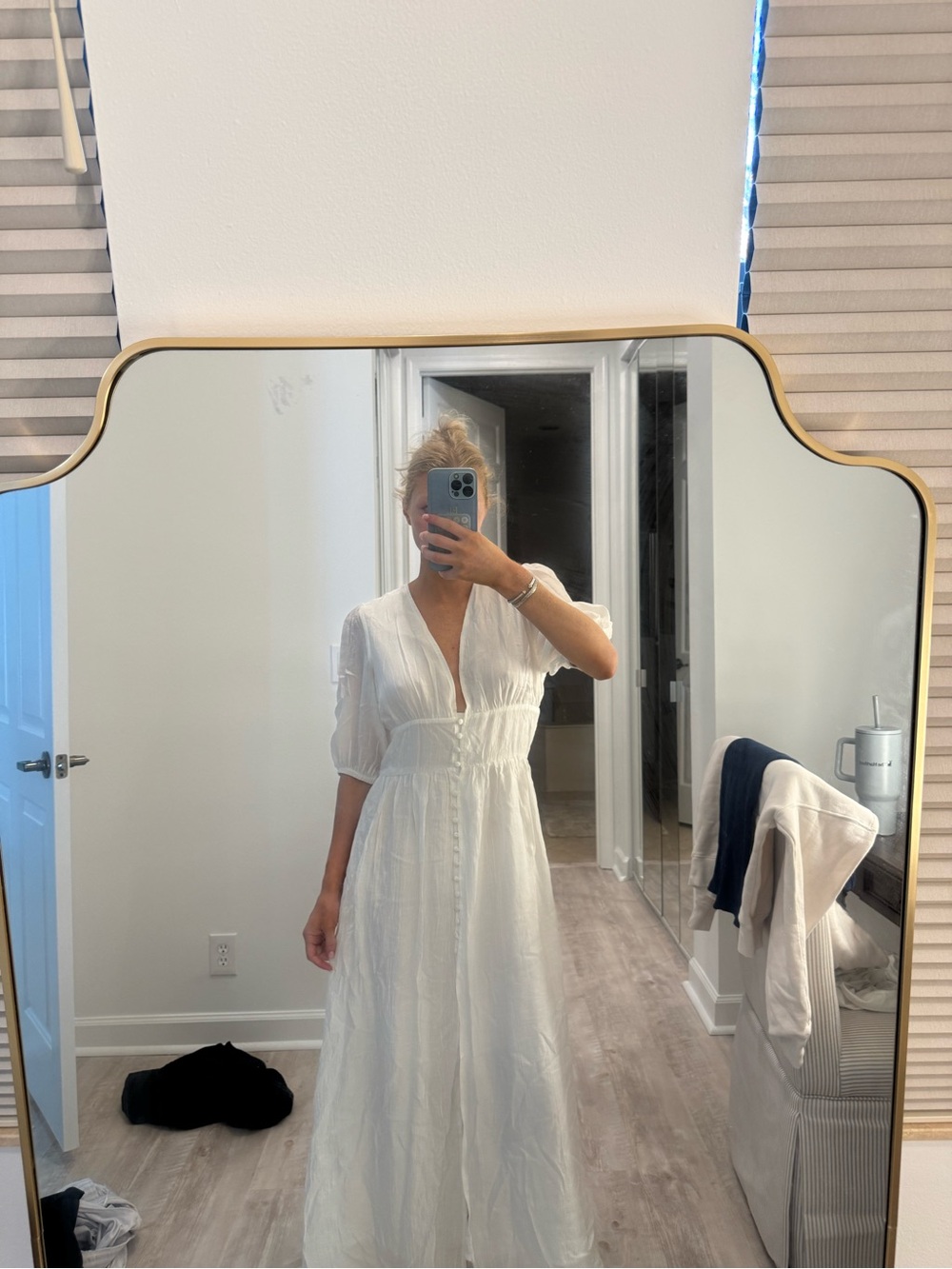 White V-Neck Maxi Dress with Short Puff Sleeves - Picture 1 of 7